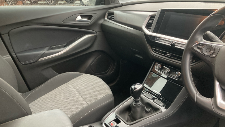 Vauxhall Grandland 1.2 Turbo Design 5dr Petrol Hatchback